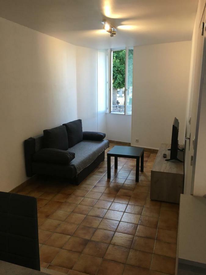 Charmant T2 Rdc Dans Residence Avec Parc Arbore Saint-Pierre-le-Moutier ภายนอก รูปภาพ
