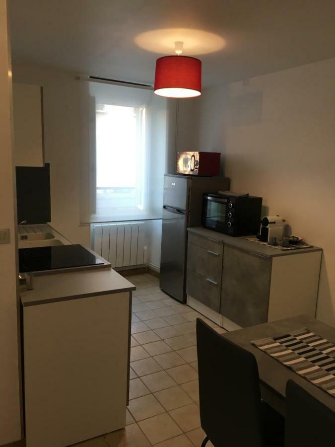 Charmant T2 Rdc Dans Residence Avec Parc Arbore Saint-Pierre-le-Moutier ภายนอก รูปภาพ