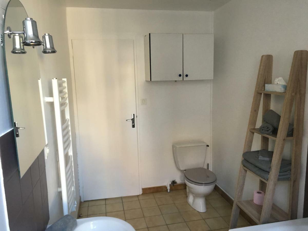 Charmant T2 Rdc Dans Residence Avec Parc Arbore Saint-Pierre-le-Moutier ภายนอก รูปภาพ